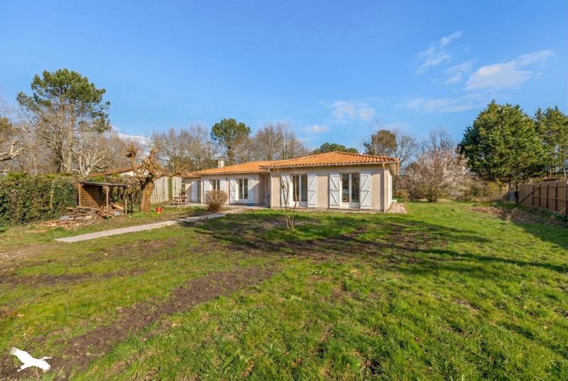 Vente Maison LANTON - 5 pièces -138 m² - (33138)