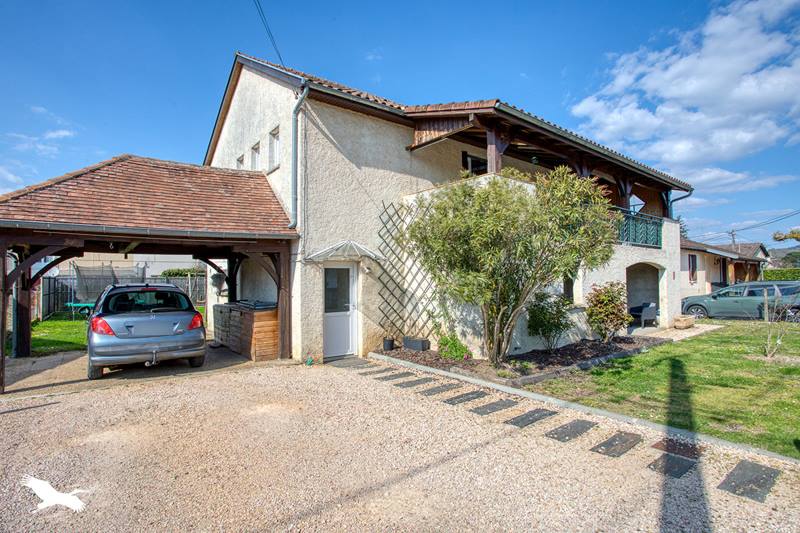 Vente Maison BIARS SUR CERE - 6 pièces -135 m² - (46130)