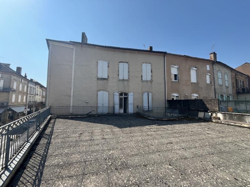 Vente Immeuble ST CERE - -  230 m² - (46400)