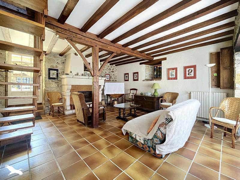 Vente Maison PUYBRUN - 8 pièces -201 m² - (46130)