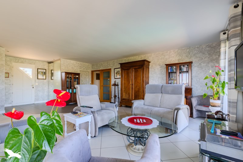 Vente Maison ST SULPICE DE FALEYRENS - 5 pièces -140 m² - (33330)