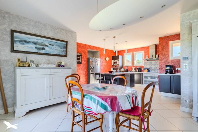 Vente Maison ST SULPICE DE FALEYRENS - 5 pièces -140 m² - (33330)