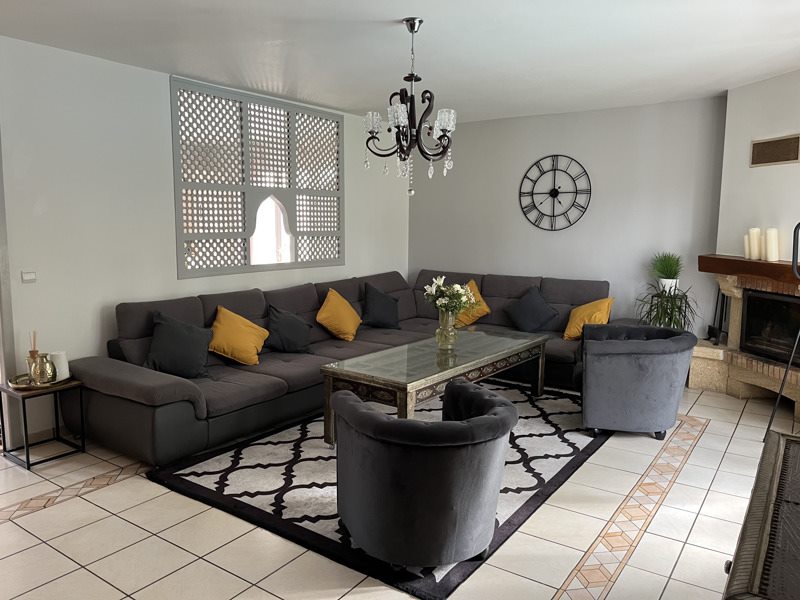 Vente Maison MONTAGNE - 5 pièces -117 m² - (33570)