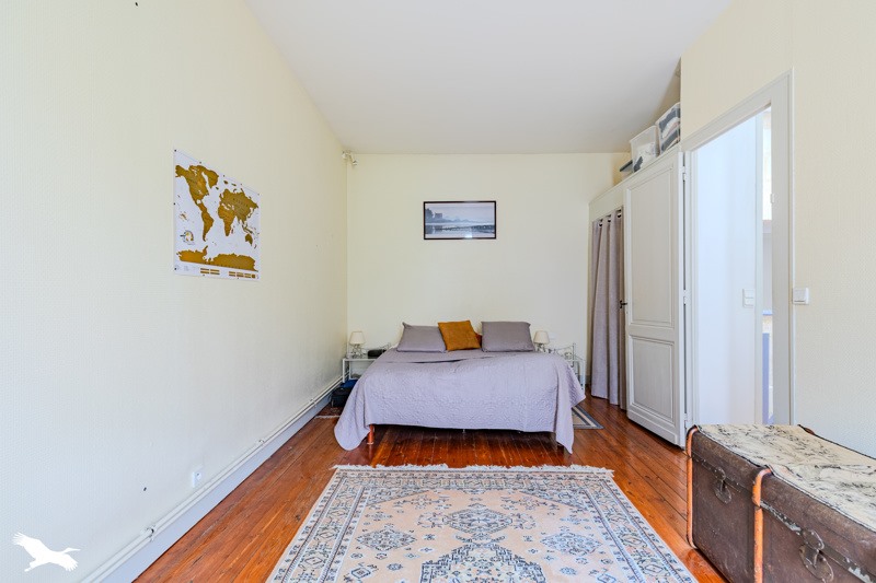 Vente Maison LIBOURNE - 9 pièces -208 m² - (33500)