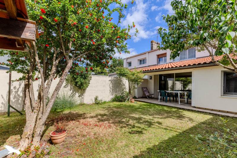 Vente Maison LIBOURNE - 5 pièces -109 m² - (33500)