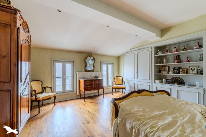 Vente Maison LIBOURNE - 6 pièces -167 m² - (33500)