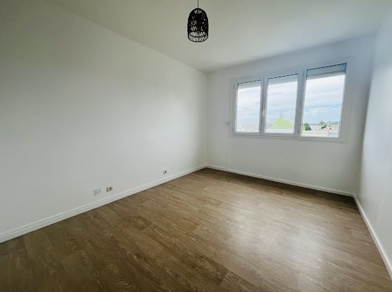 Vente Appartement LIBOURNE - 4 pièces -71 m² - (33500)