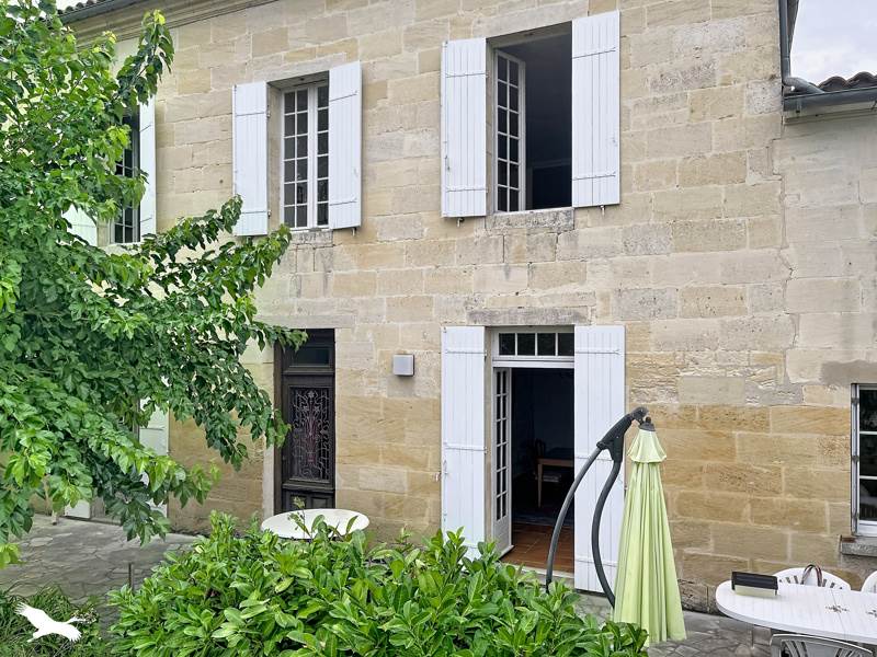 Vente Maison FRONSAC 33126 8 pièces - 280 m²