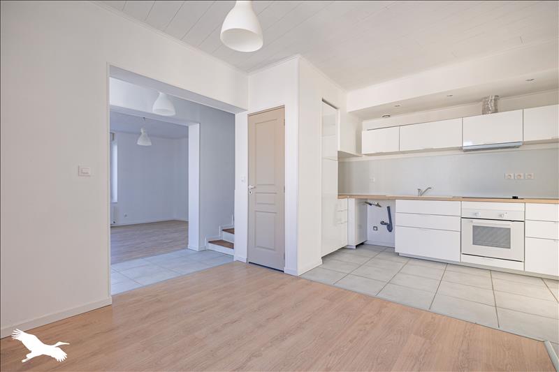 Vente Maison BOURCEFRANC LE CHAPUS - 5 pièces -84 m² - (17560)