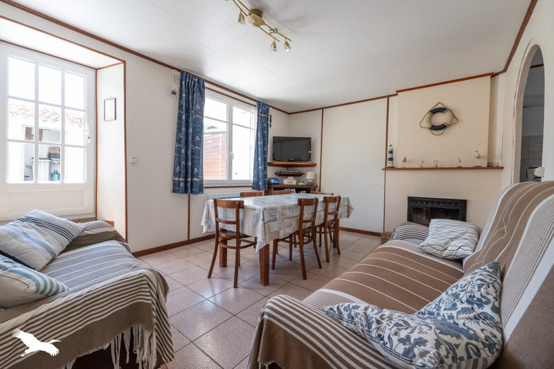 Vente Maison BOURCEFRANC LE CHAPUS - 7 pièces -106 m² - (17560)