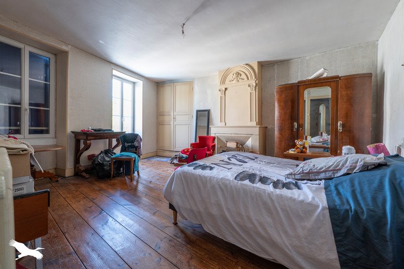 Vente Maison MARENNES HIERS BROUAGE - 8 pièces -251 m² - (17320)