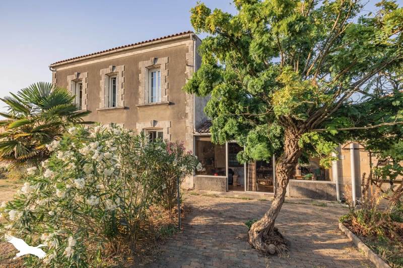 Vente Maison NIEULLE SUR SEUDRE - 7 pièces -109 m² - (17600)