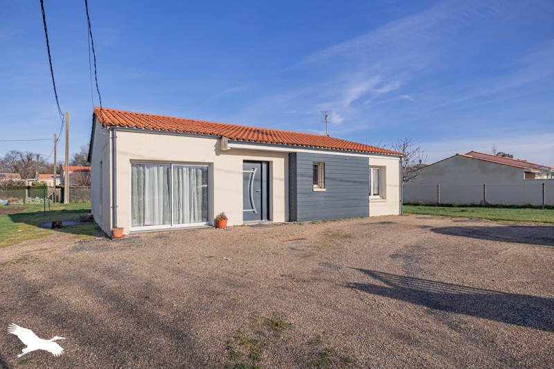 Vente Maison ST JUST LUZAC - 4 pièces -103 m² - (17320)