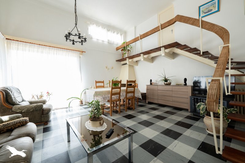 Vente Maison BOURCEFRANC LE CHAPUS - 8 pièces -202 m² - (17560)