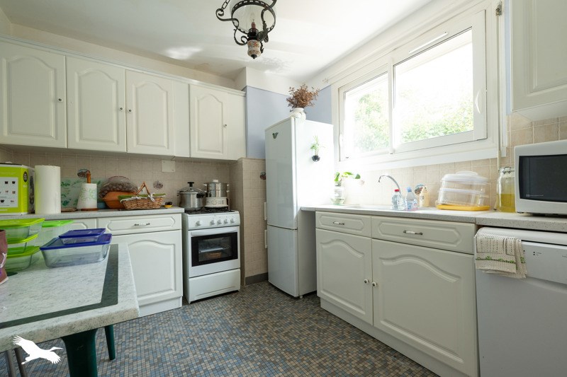 Vente Maison BOURCEFRANC LE CHAPUS - 8 pièces -202 m² - (17560)