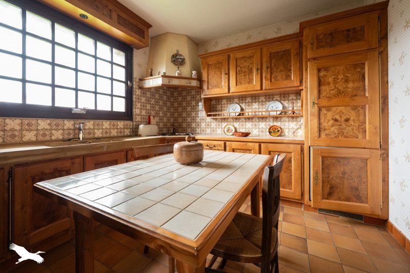 Vente Maison MARENNES HIERS BROUAGE - 7 pièces -179 m² - (17320)