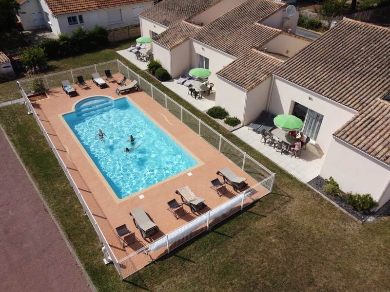 Vente Maison BOURCEFRANC LE CHAPUS - 22 pièces -400 m² - (17560)
