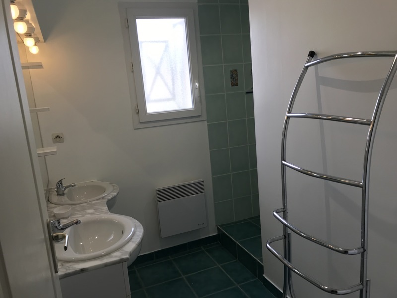 Vente Maison BOURCEFRANC LE CHAPUS - 22 pièces -400 m² - (17560)