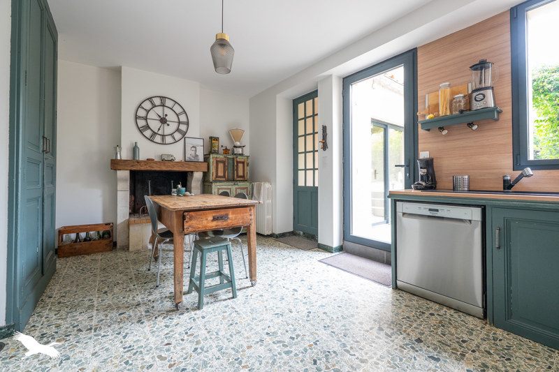 Vente Maison MARENNES HIERS BROUAGE - 5 pièces -199 m² - (17320)