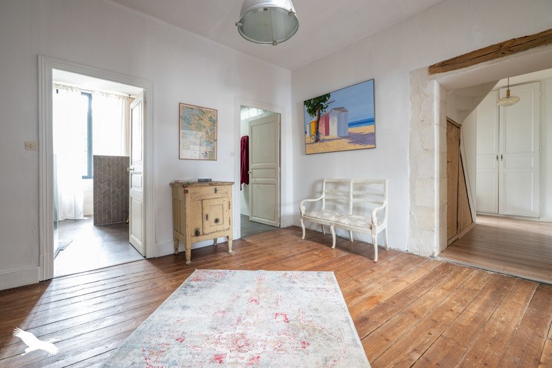 Vente Maison MARENNES HIERS BROUAGE - 5 pièces -199 m² - (17320)