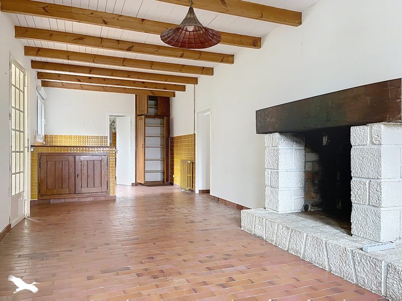 Vente Maison Saint-Just-Luzac - 10 pièces -272 m² - (17320)
