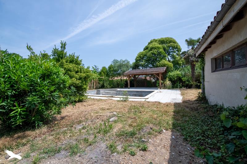 Vente Maison CARBON BLANC - 1 pièce -69 m² - (33560)