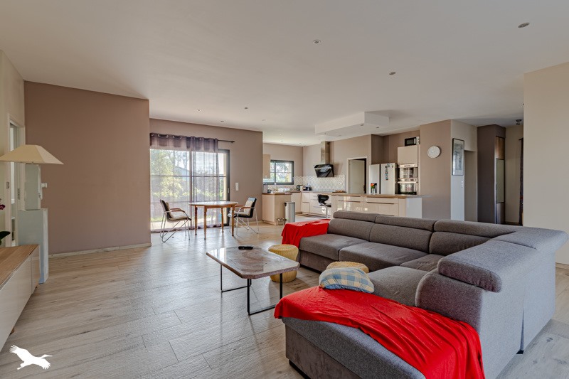 Vente Maison CARBON BLANC - 4 pièces -133 m² - (33560)