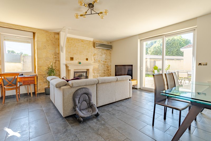 Vente Maison CARBON BLANC - 4 pièces -75 m² - (33560)