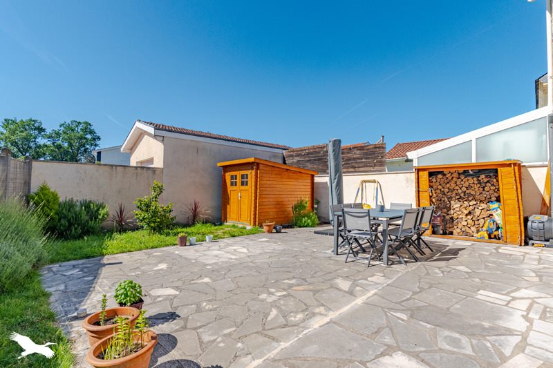 Vente Maison CARBON BLANC - 4 pièces -75 m² - (33560)
