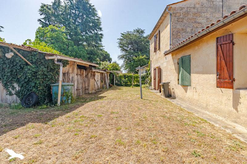 Vente Maison CARBON BLANC - 6 pièces -119 m² - (33560)