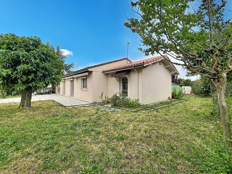 Vente Maison CARBON BLANC - 5 pièces -124 m² - (33560)