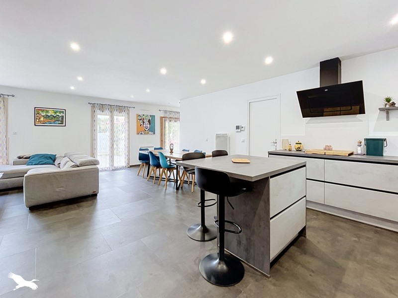 Vente Maison CARBON BLANC - 5 pièces -124 m² - (33560)