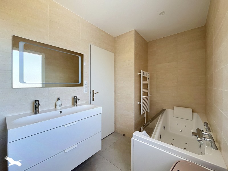 Vente Maison STE EULALIE - 6 pièces -157 m² - (33560)