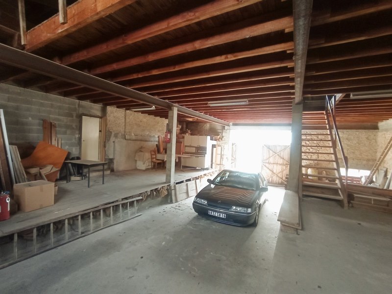 Vente Maison BRIGUEUIL - 4 pièces -145 m² - (16420)