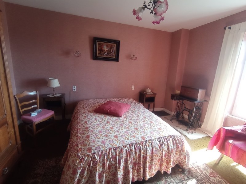 Vente Maison BRIGUEUIL - 4 pièces -145 m² - (16420)