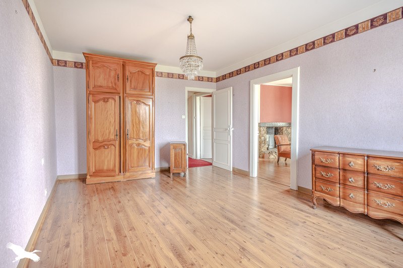 Vente Maison Saint-Junien - 6 pièces -160 m² - (87200)