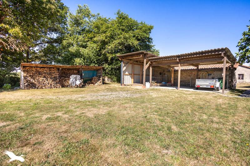 Vente Maison MONTROLLET - 5 pièces -104 m² - (16420)
