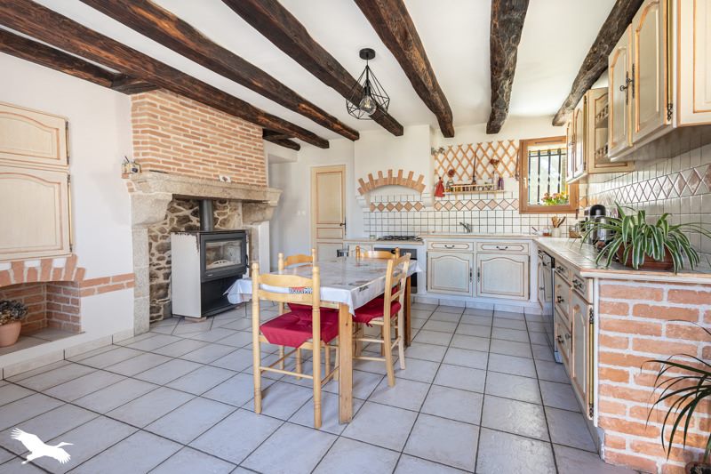 Vente Maison MONTROLLET - 5 pièces -104 m² - (16420)