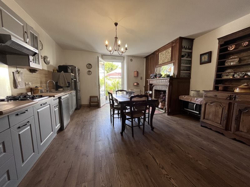 Vente Immeuble ST JUNIEN - -  280 m² - (87200)