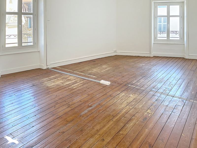 Vente Immeuble ST JUNIEN - -  159 m² - (87200)