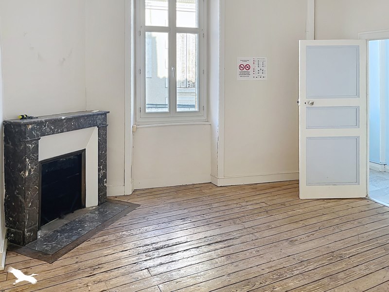 Vente Immeuble ST JUNIEN - -  159 m² - (87200)