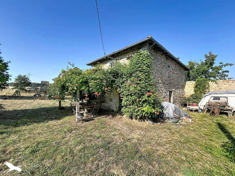 Vente Maison Saulgond - 4 pièces -113 m² - (16420)