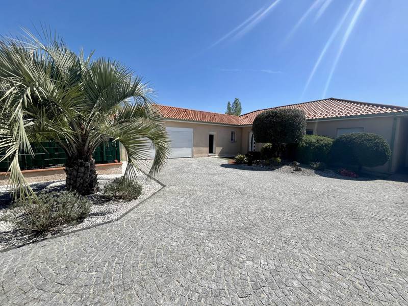 Vente Maison ORLEIX - 6 pièces -171 m² - (65800)