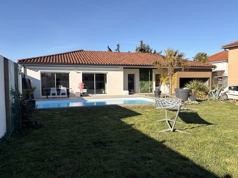 Vente Maison AUREILHAN - 6 pièces -117 m² - (65800)