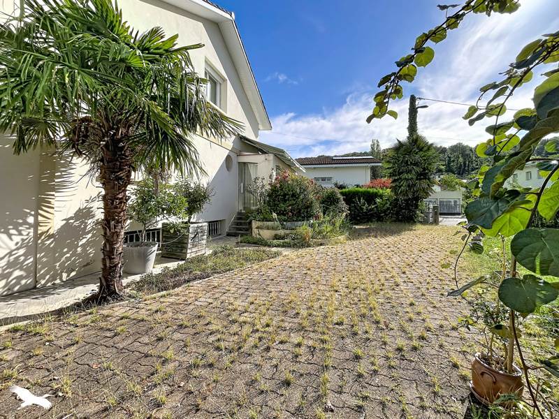 Vente Maison Barbazan-Debat 65690 6 pièces - 143 m²