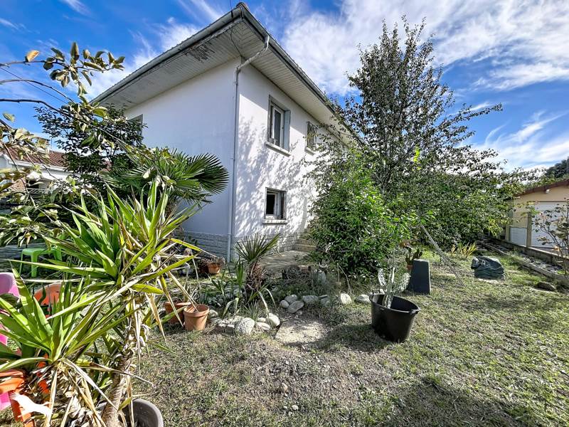 Vente Maison Séméac - 6 pièces -121 m² - (65600)