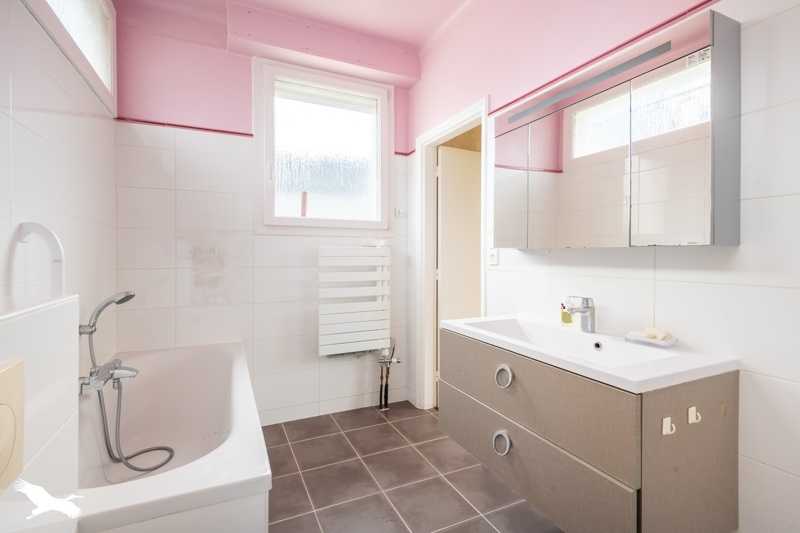 Vente Maison LESNEVEN - 9 pièces -234 m² - (29260)