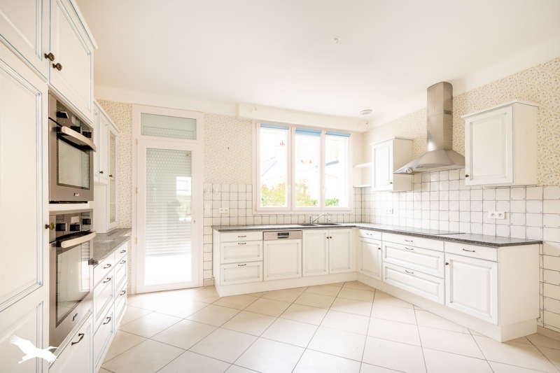Vente Maison LESNEVEN - 9 pièces -234 m² - (29260)