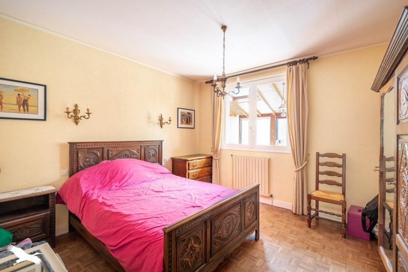 Vente Maison KERNOUES - 11 pièces -158 m² - (29260)