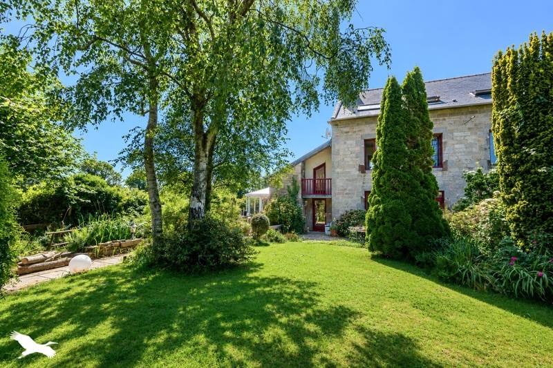 Vente Maison PLOUDANIEL - 7 pièces -144 m² - (29260)